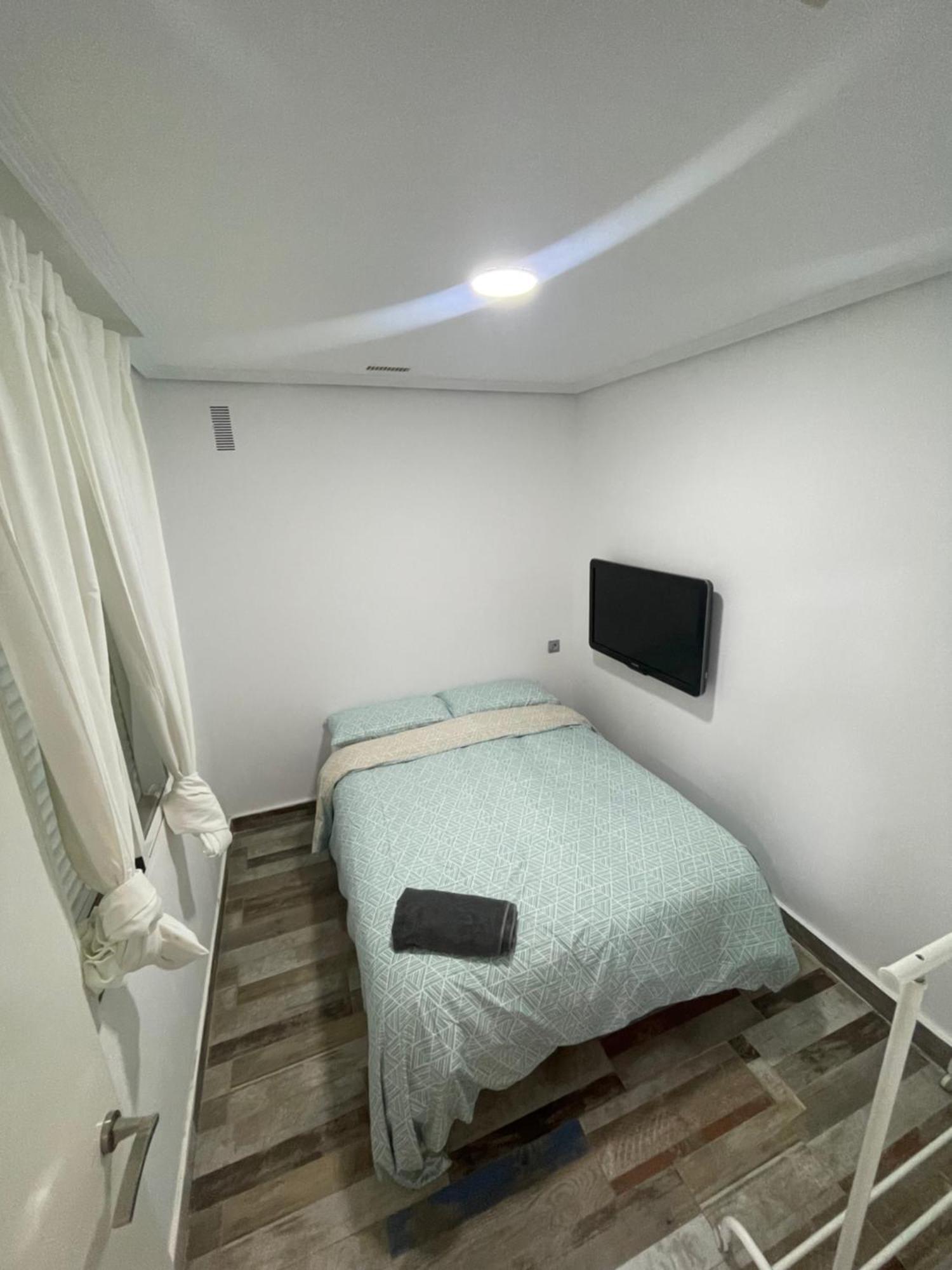 Infinity Apartment Аликанте Экстерьер фото